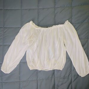 Brandy Melville Off the shoulder crop top